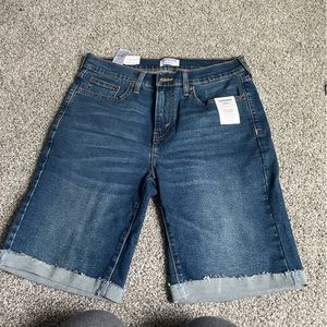 Levi’s shorts